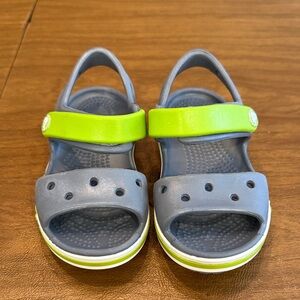 CROCS Kids Sandals in Gray and Lime